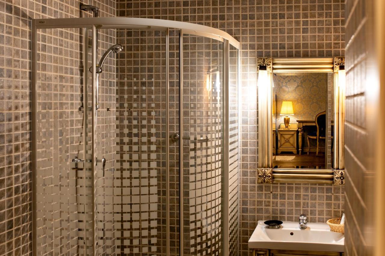 Berberys Park Hotel Kazimierz Dolny Buitenkant foto