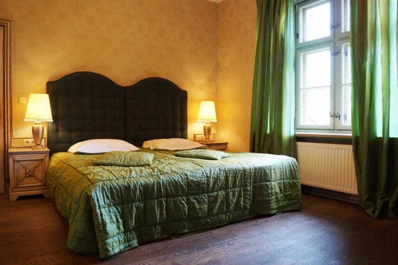 Berberys Park Hotel Kazimierz Dolny Buitenkant foto