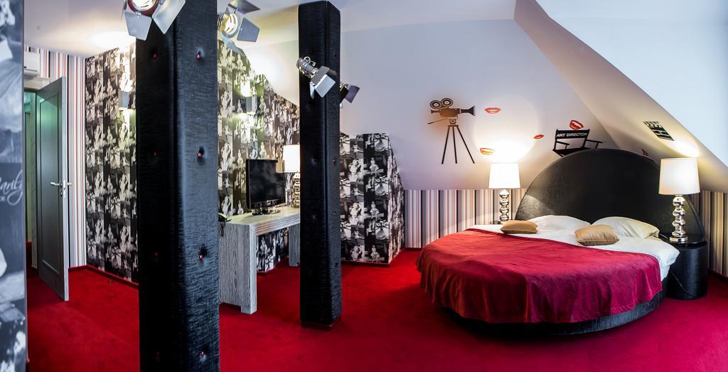Berberys Park Hotel Kazimierz Dolny Kamer foto