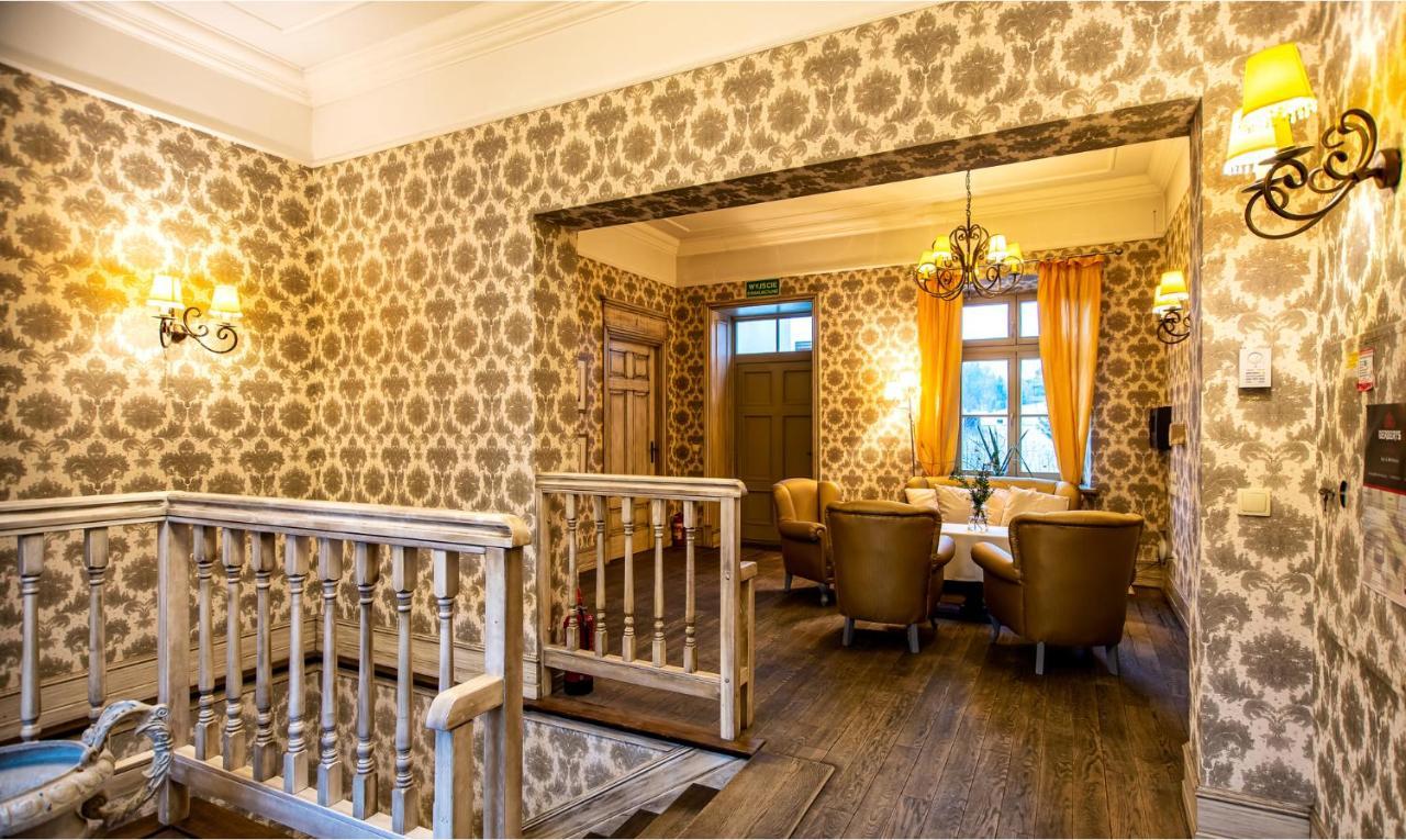 Berberys Park Hotel Kazimierz Dolny Buitenkant foto